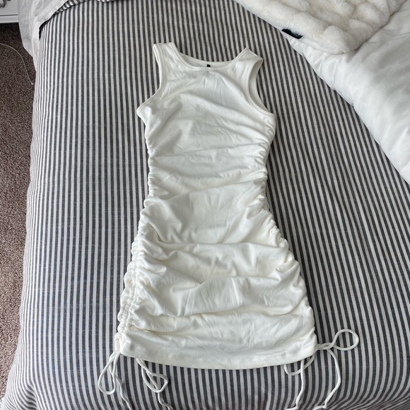 White Fox Boutique Dresses & Skirts - White ribbed body on dress - white fox